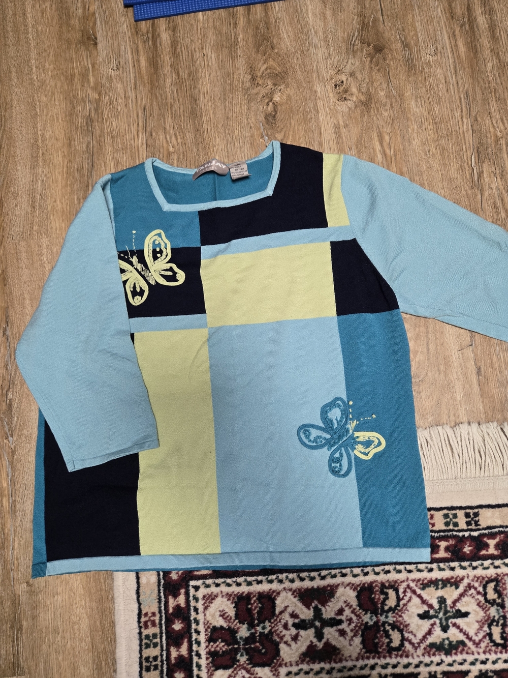 TanJay Colorblock Butterfly Long Sleeve Top - Light Blue, Teal & Navy